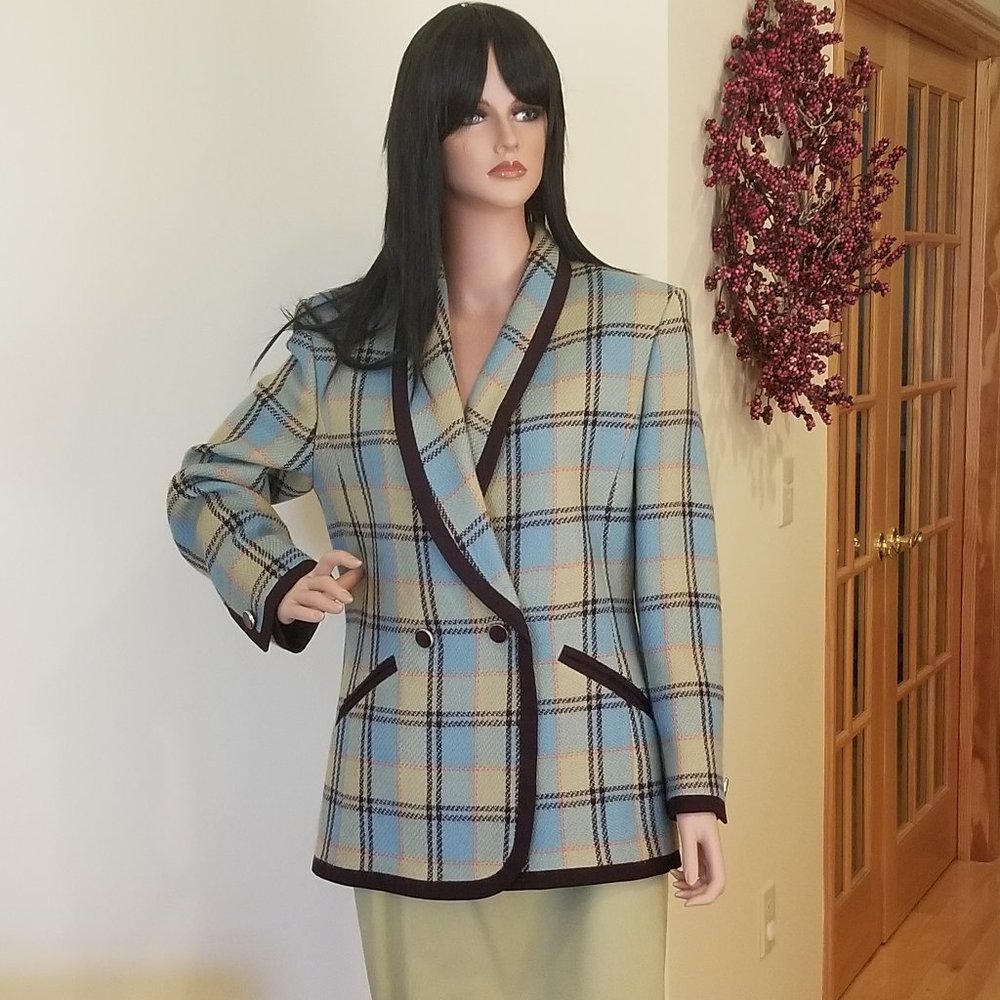 Vintage Harve Benard Woman's Business Suit Size 12 - Picture 3 of 16